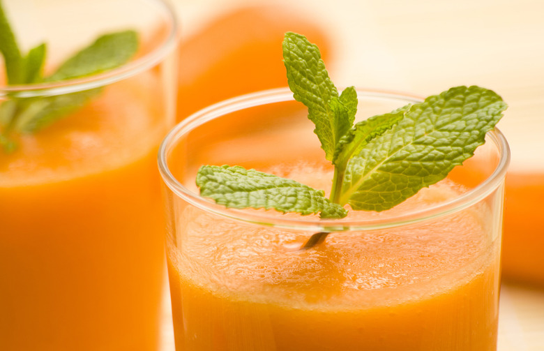 'Coco Carrot' Mango Smoothie
