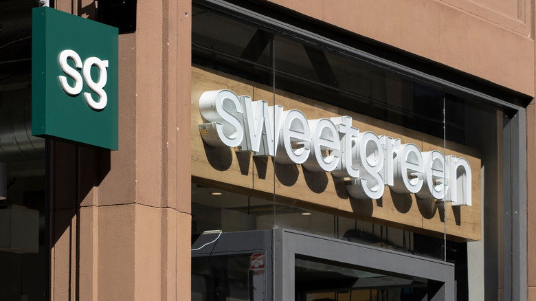 Sweetgreen storefront