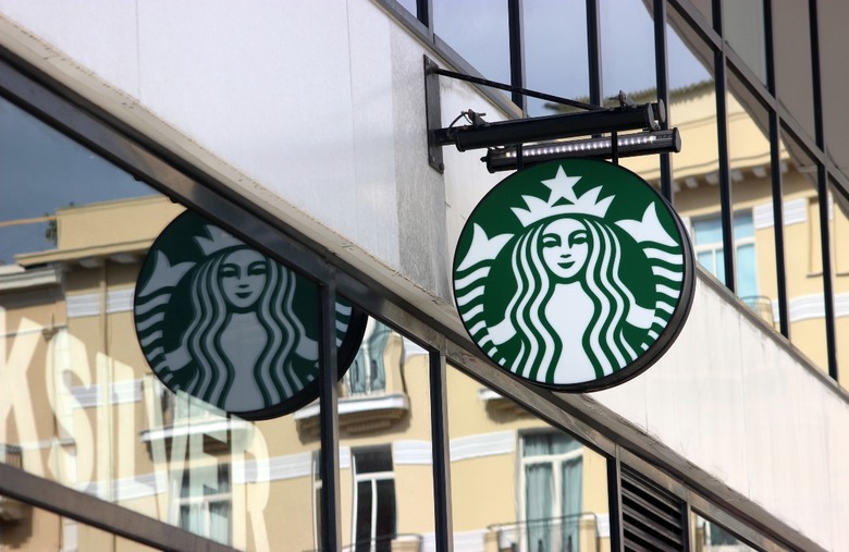 Starbucks: Puppuccino