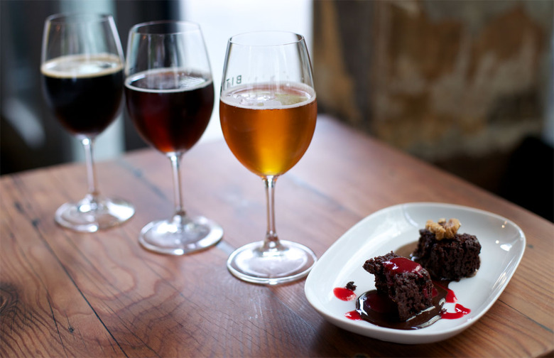 Craft Beer 'n Bites Tour (Vancouver, Canada)