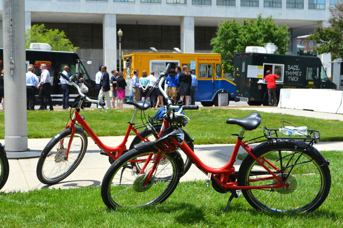 Food Truck Bike Tour (Washington, D.C.)