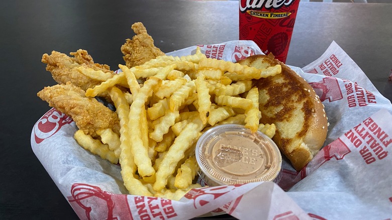 a chicken finger basket at Raising Cane's.