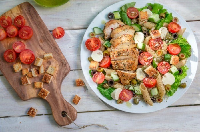 Grilled Chicken Salad with Olives