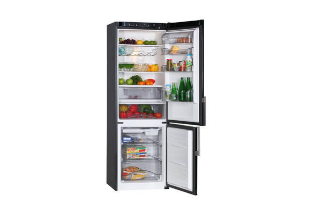 Refrigerators: How Often Do You Need to Clean Them?