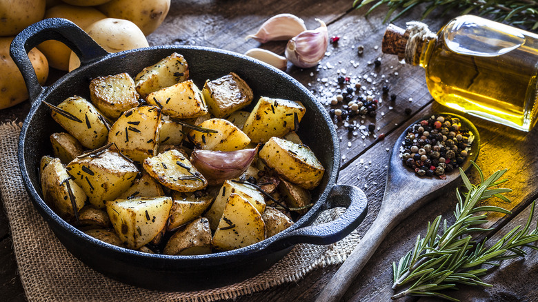 Seasoned roasted potatoes