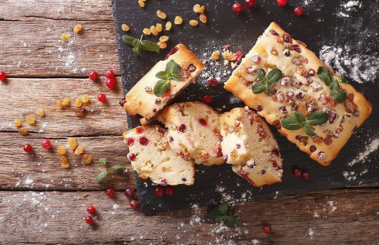 9 Recipes for Fruitcakes People Will Actually Eat