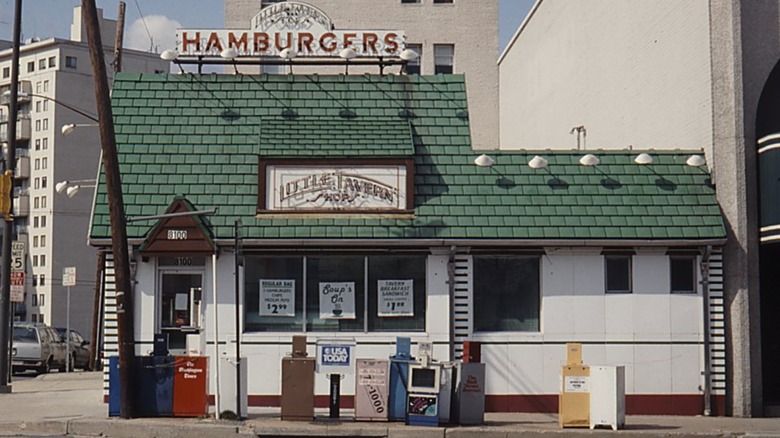 Little Tavern restaurant
