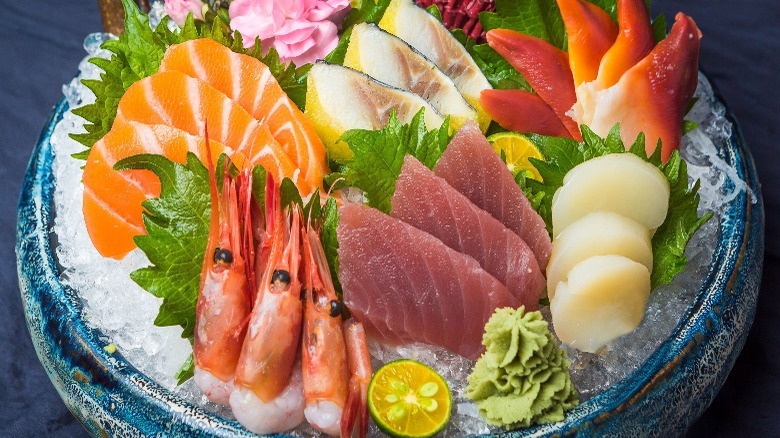 Sashimi platter in bowl