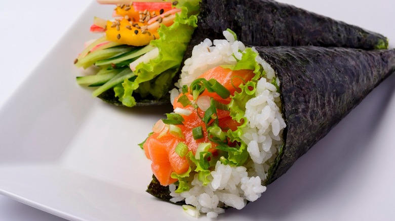 Salmon temaki on plate