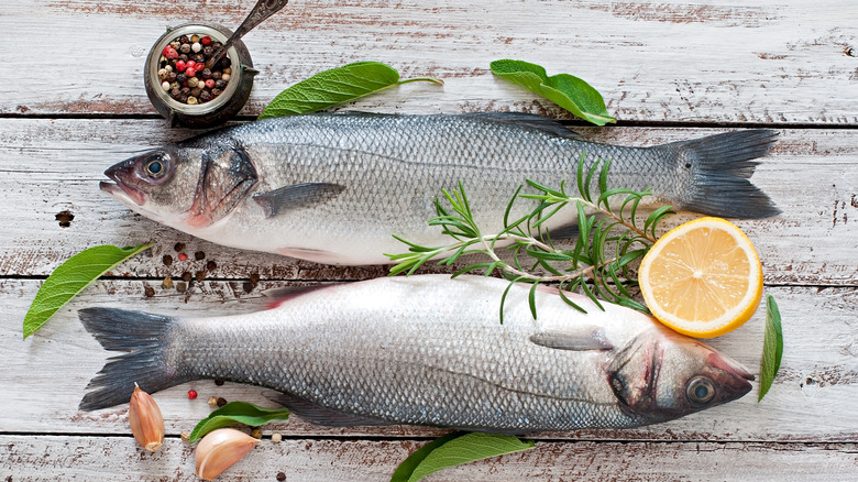 Raw seabass with lemon 