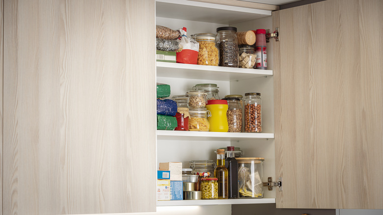 Kitchen pantry