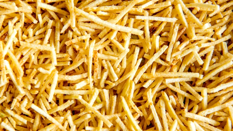 Shoestring fries