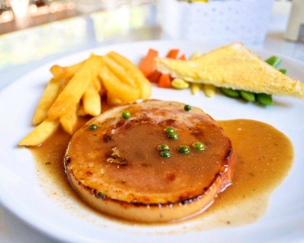 A Red-Eye Gravy Even Paula Deen Can't Beat