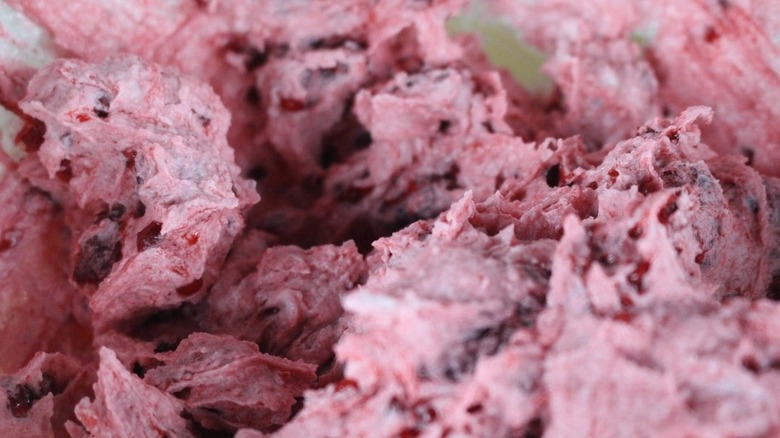 akutaq closeup