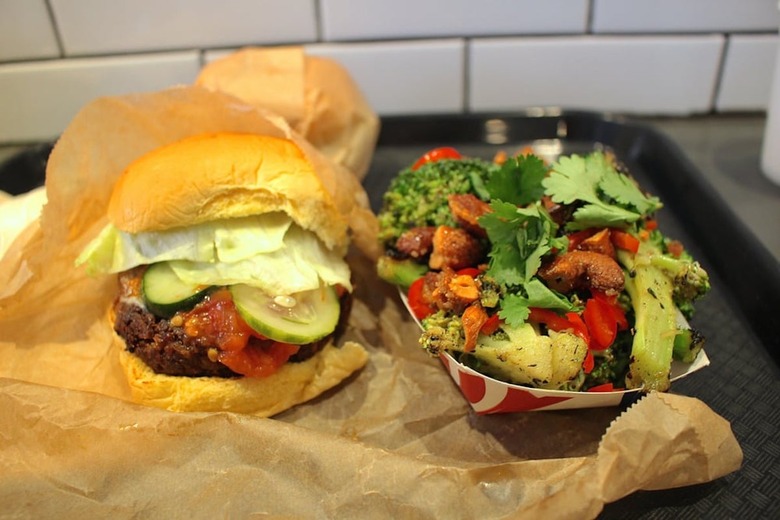 #1 Superiority Burger, New York