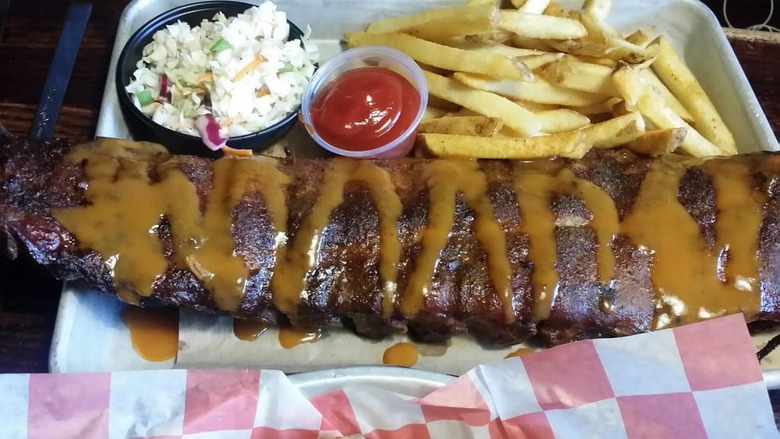20. 17th Street Barbecue, Marion, Ill. 