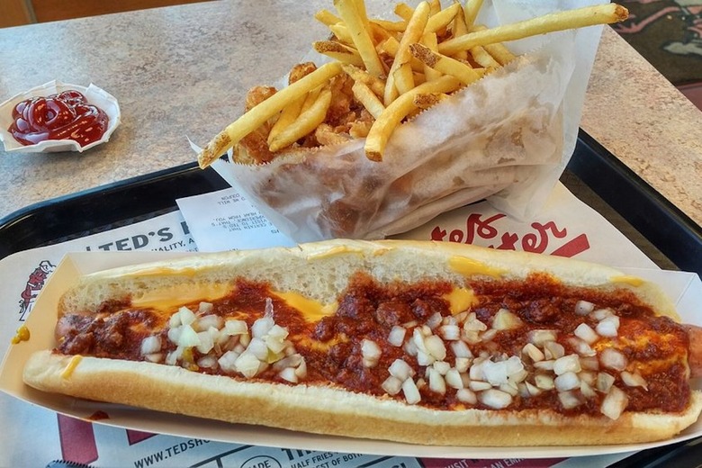 17) Ted's, Buffalo, NY: With Hot Chili Sauce 