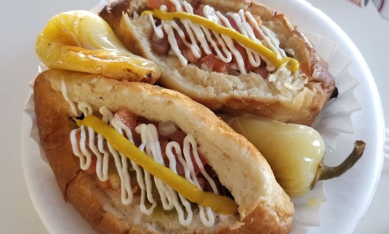 18) El Guero Canelo, Tucson, Ariz.: Sonoran Dog