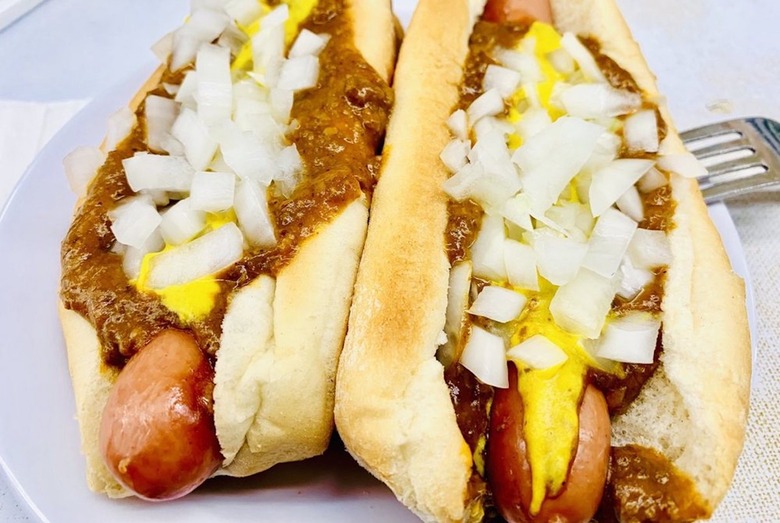 10) Lafayette Coney Island, Detroit: Coney