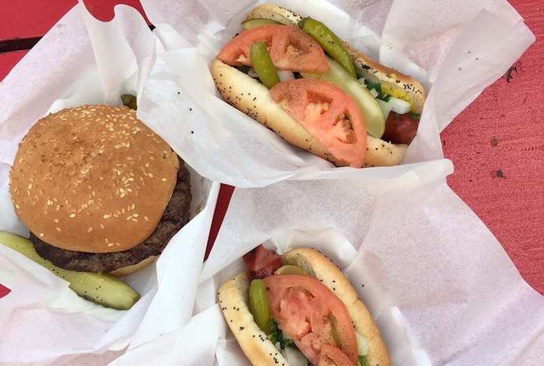14) Wiener's Circle, Chicago: Double Chardog