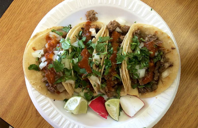 #62 Lamb Birria, El Pique (Wilmington, Delaware) 