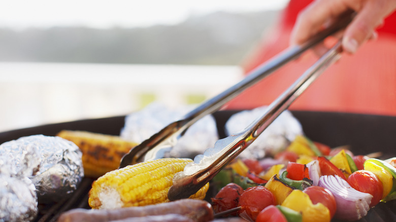Corn on the cob on the grill