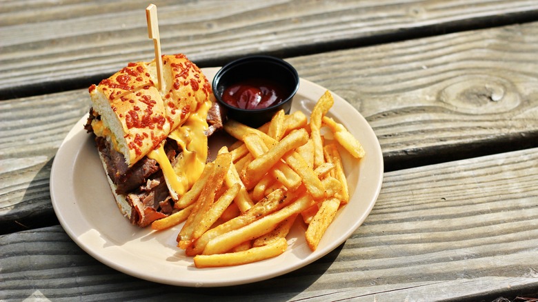 Applebee's food on wooden table