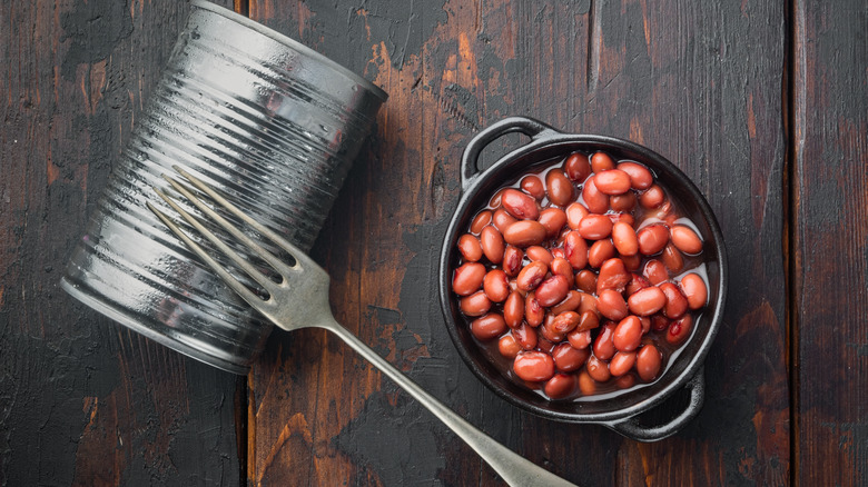 Canned beans in bowl