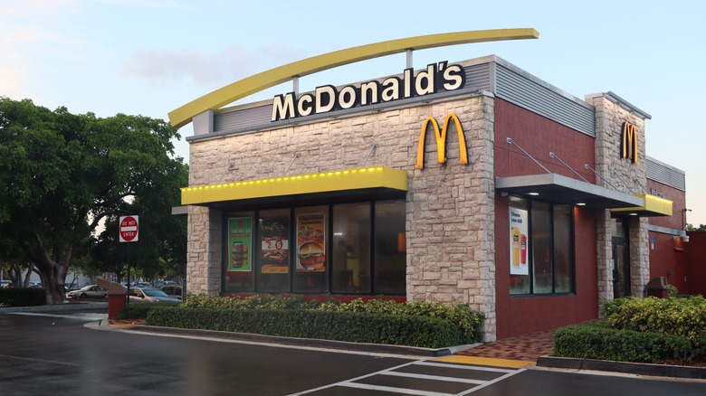 McDonald's restaurant exterior