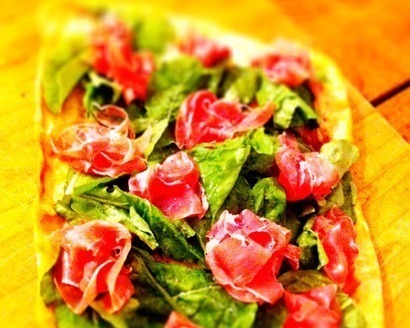 Prosciutto, Lemon, and Arugula Pizza