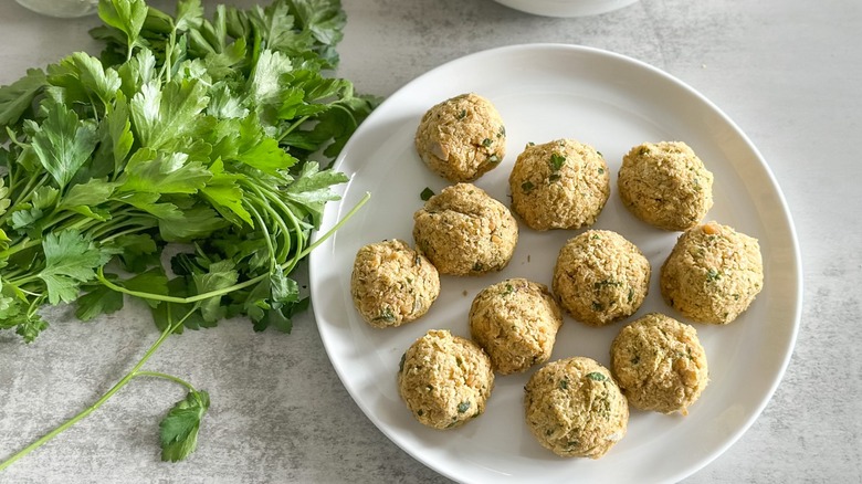 baked falafel patties 