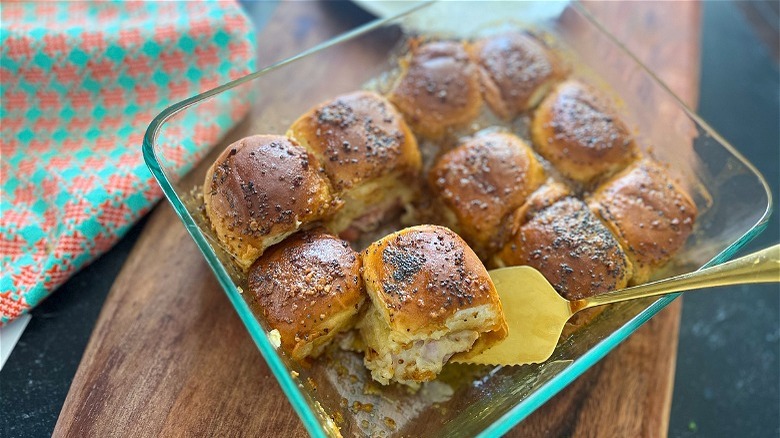 baked ham and cheese sliders