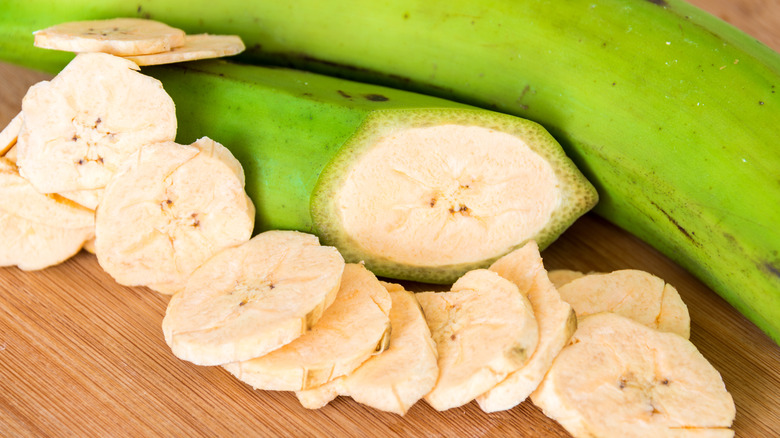 Sliced green plantain