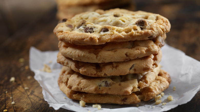 stack of chocolate chip cookies 