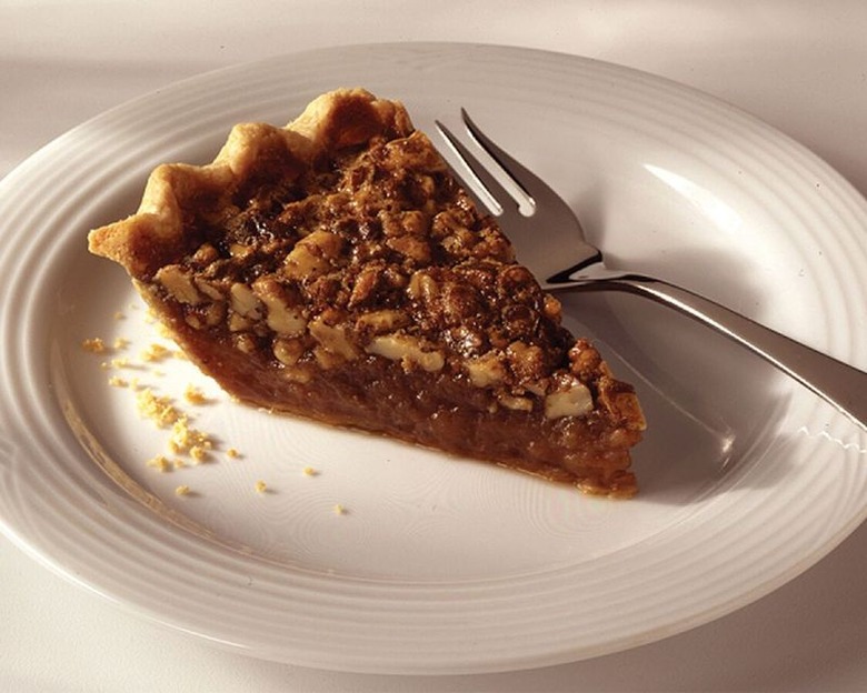 Black Walnut Pie recipe - The Daily Meal