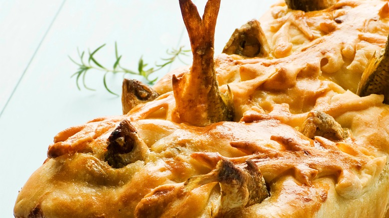 Fish head pie