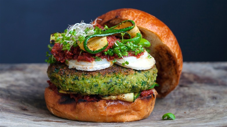 Green vegetable patty on bun