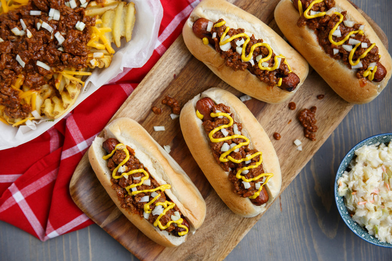 Michigan: Coney Chili Hot Dogs