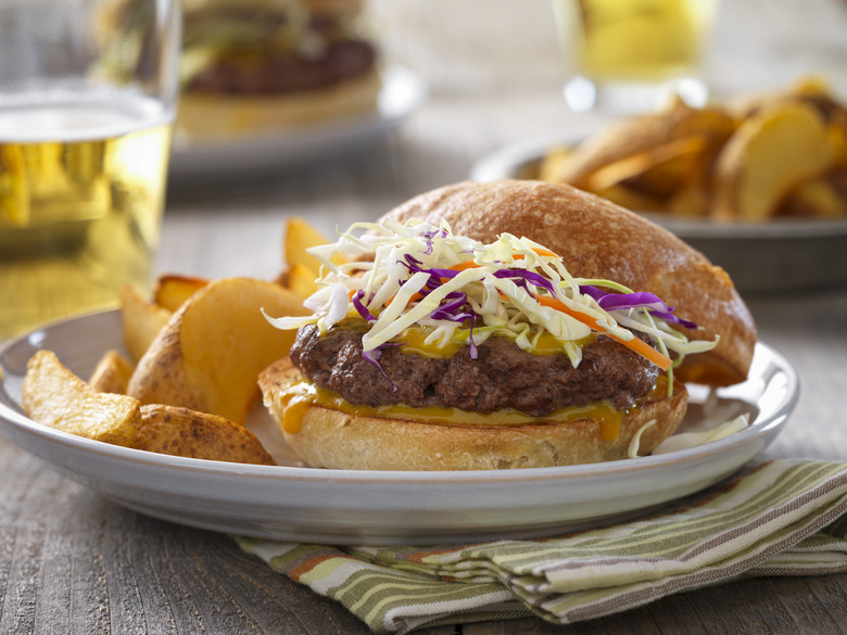 North Carolina: Carolina Barbecue Burgers