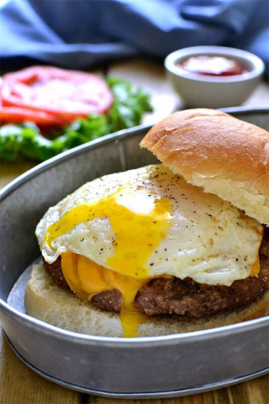 Burger Americana With Fried Egg