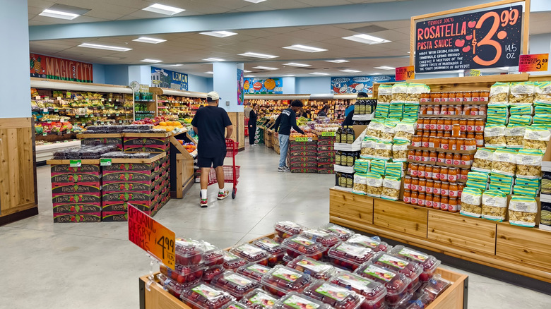Trader Joe's exterior