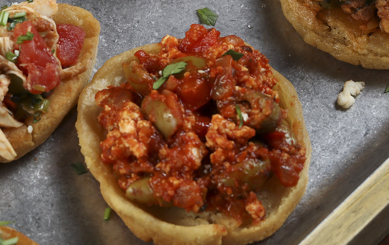 Caramelized onion and tofu picadillo recipe