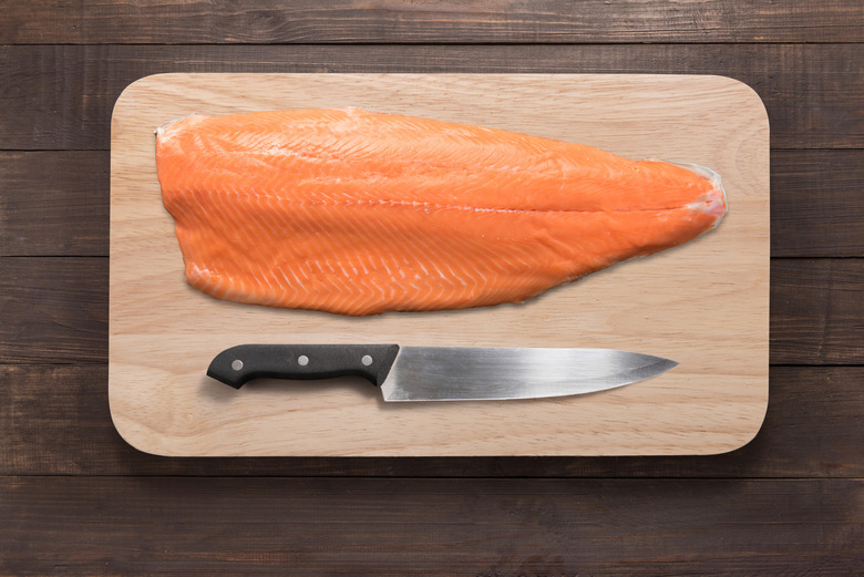 salmon raw