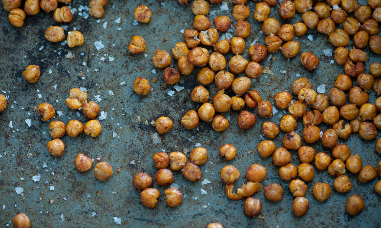 Cheesy Roasted Chickpeas (Chickpea Cheetos)