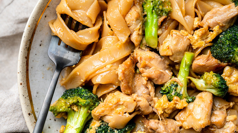 close up of noodles on plate