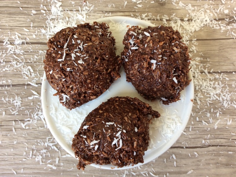 Chocolate Cherry Macaroons recipe - The Daily Meal