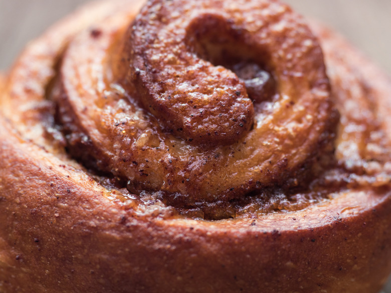 Cinnabon's Classic Cinnamon Roll