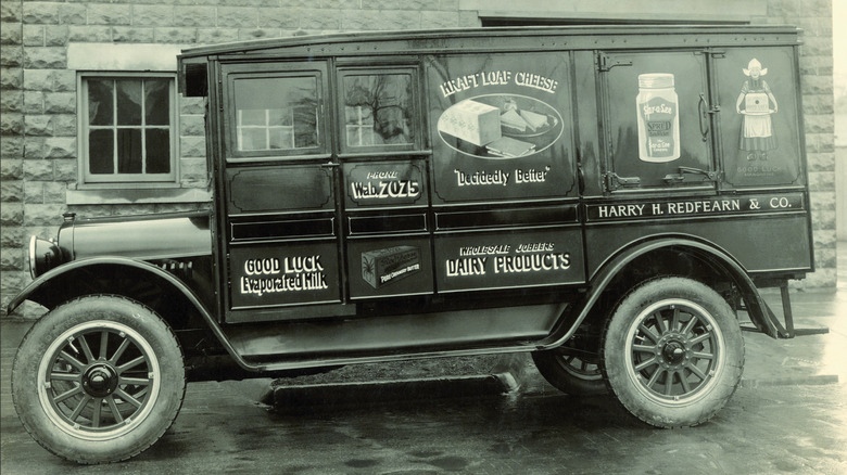 Photo of vintage Kraft cheese truck