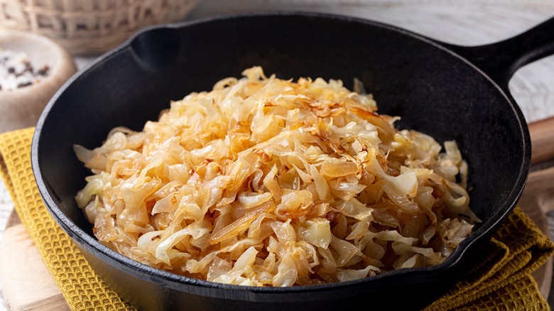 Sauerkraut in skillet