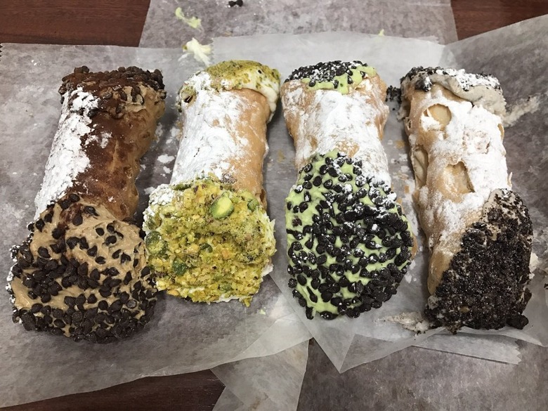 Mike's Pastry (Boston, Massachusetts)
